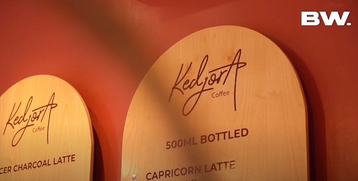 10 Potret kafe milik Ivan Gunawan, suasananya homey banget