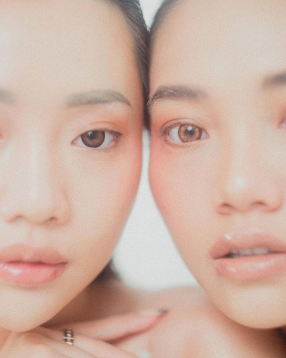 5 Gaya pemotretan Wendy Walters & Steffy eks Cherrybelle, bak kembaran