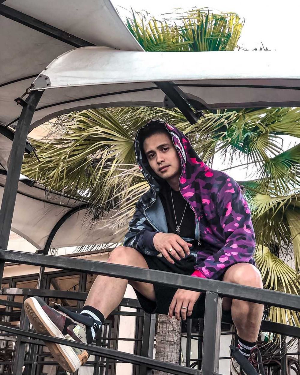 Nama asli 12 seleb kelahiran Bali ini panjang banget, ada Arya Saloka