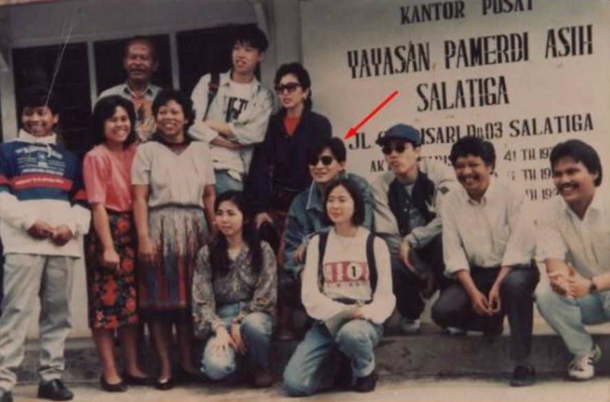 9 Potret lawas Andy Lau bareng Ninuk, anak angkatnya dari Salatiga