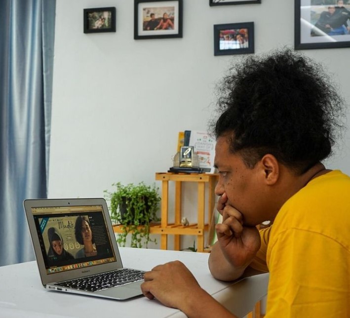 Tinggal di kos, ini 9 potret hunian Arie Kriting dan Indah Permatasari