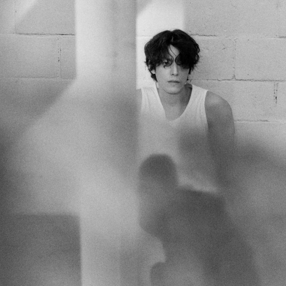 Sembuh kanker, ini 8 potret terbaru Kim Woo-bin yang makin atletis