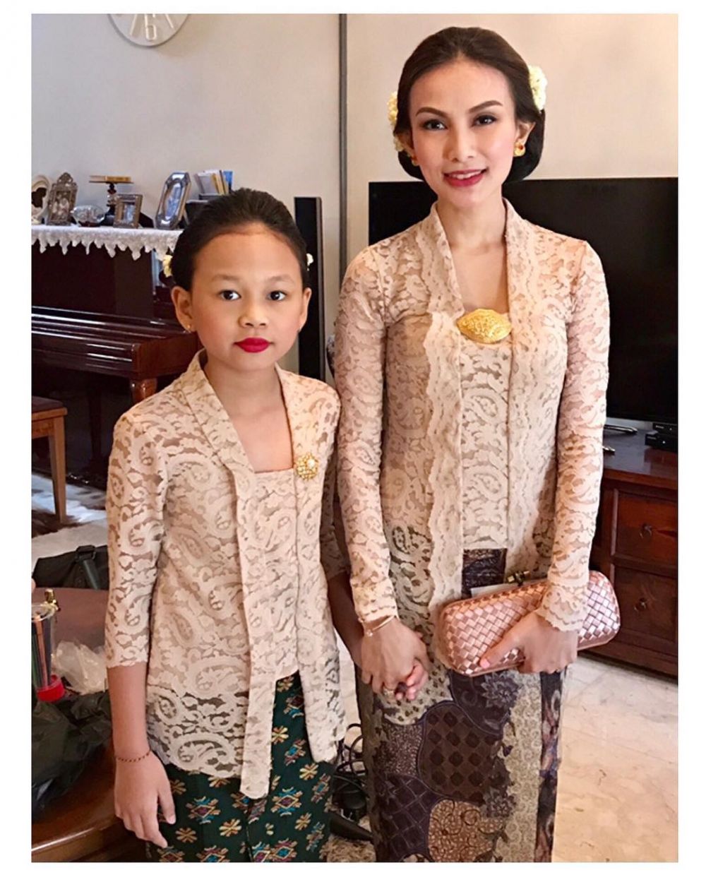 11 Potret harmonis keluarga Bambang Pamungkas yang jarang terekspos