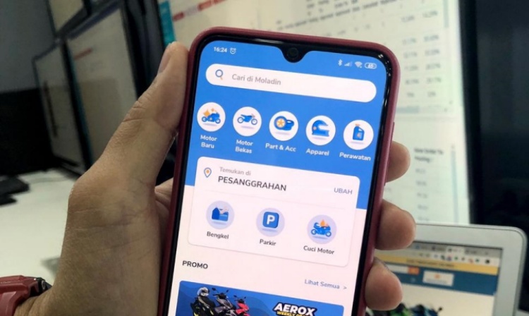 Sekarang beli mobil baru nggak perlu ke dealer, bisa daring lho