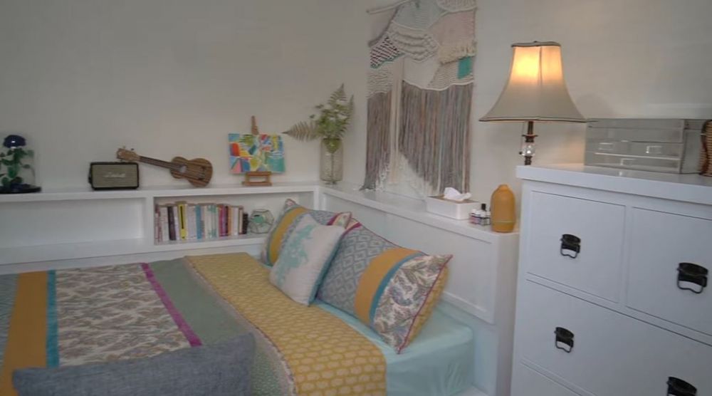 10 Potret kamar tidur Amanda Rawles, estetik dan kekinian