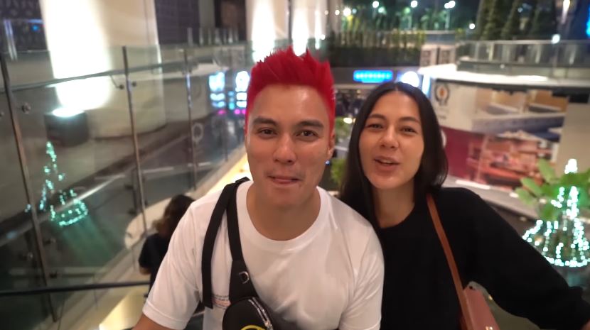 8 Gaya seleb dengan rambut merah, Fadil Jaidi warnai sendiri