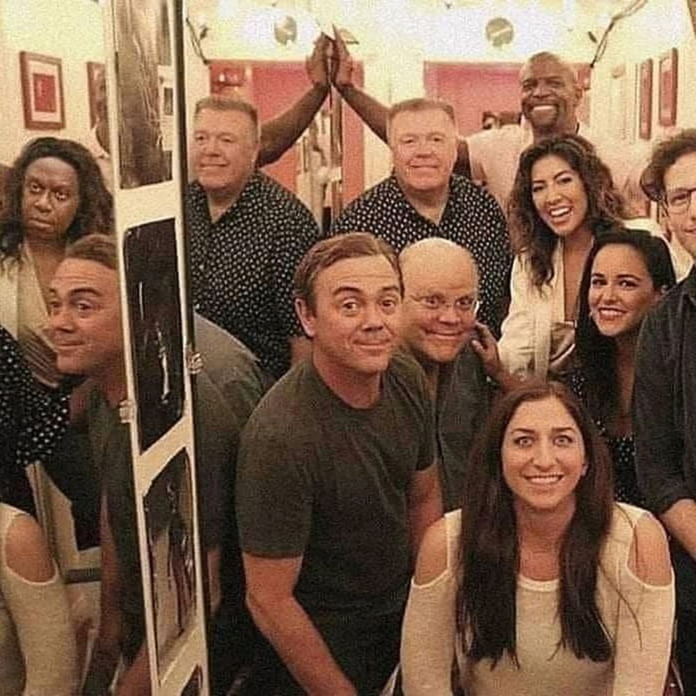 10 Potret nyeleneh saat foto rame-rame ini bikin nyengir lebar