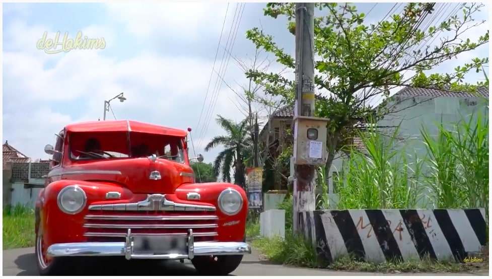 8 Potret mobil vintage milik Soimah, keluaran tahun 1940-an