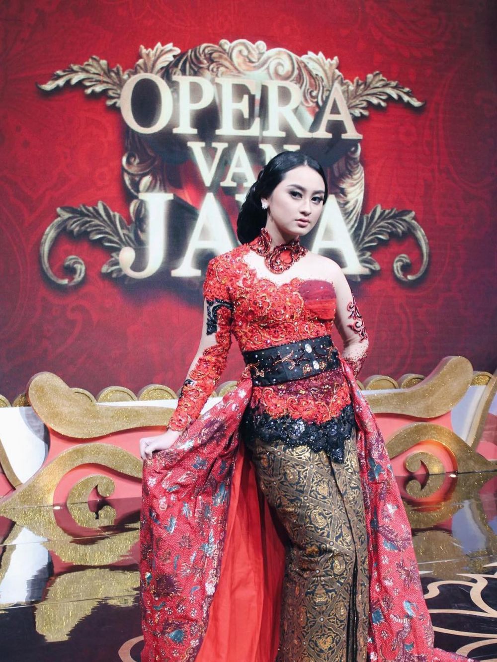 10 Potret Memes Prameswari, pesinden jebolan X Factor Indonesia