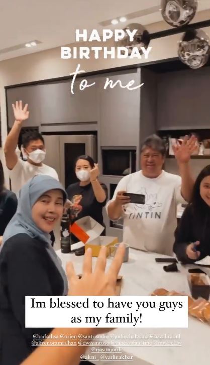 8 Momen perayaan ulang tahun ke-31 Vidi Aldiano, dapat kado mobil