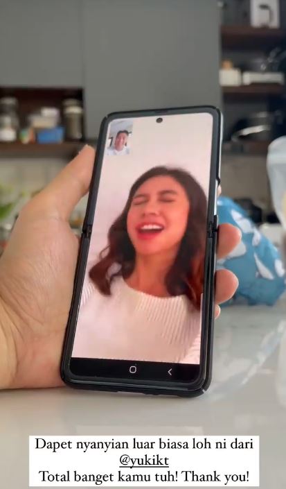 8 Momen perayaan ulang tahun ke-31 Vidi Aldiano, dapat kado mobil