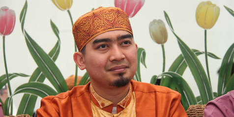10 Seleb ini langganan jadi ustaz di sinetron, termasuk Ikbal Fauzi