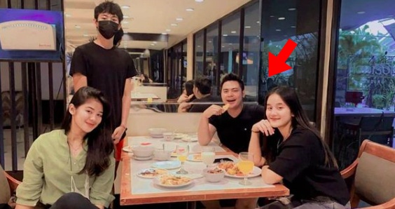 10 Potret terbaru kemesraan Galih Ginanjar dan Sabrina Ristawan