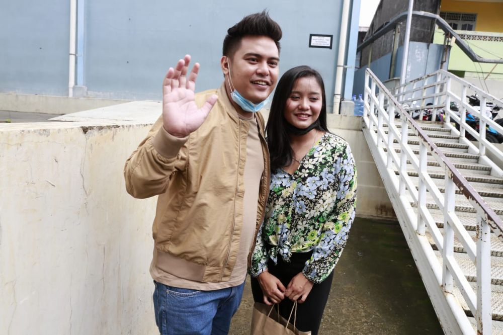 10 Potret terbaru kemesraan Galih Ginanjar dan Sabrina Ristawan