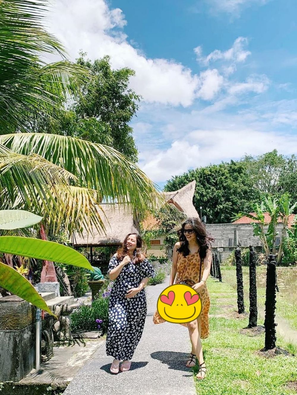 10 Potret kebersamaan Tasya Kamila dan adik ipar, bak sahabatan