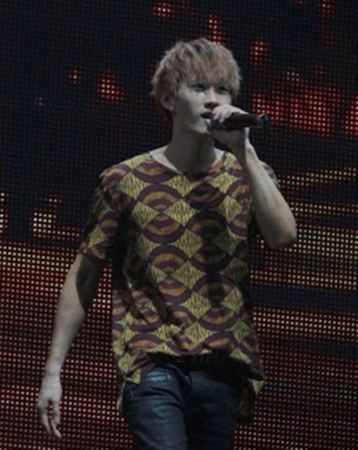 Pesona 13 seleb Korea kenakan batik, ada dipakai pentas dan acara live