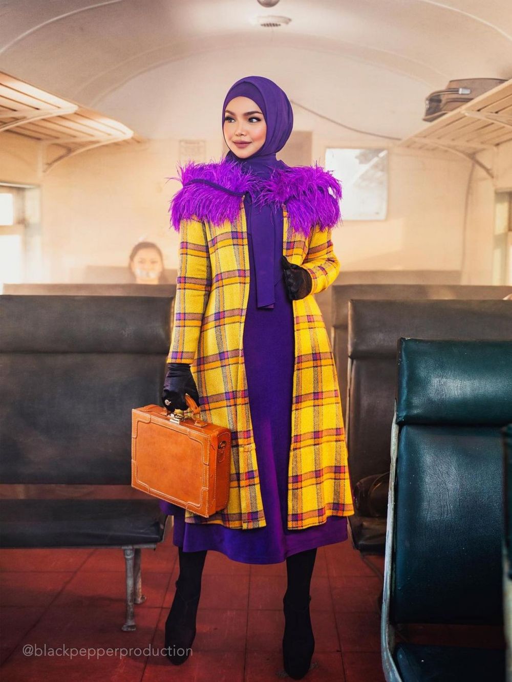 8 Maternity shoot Siti Nurhaliza dalam berbagai tema, hamil anak kedua