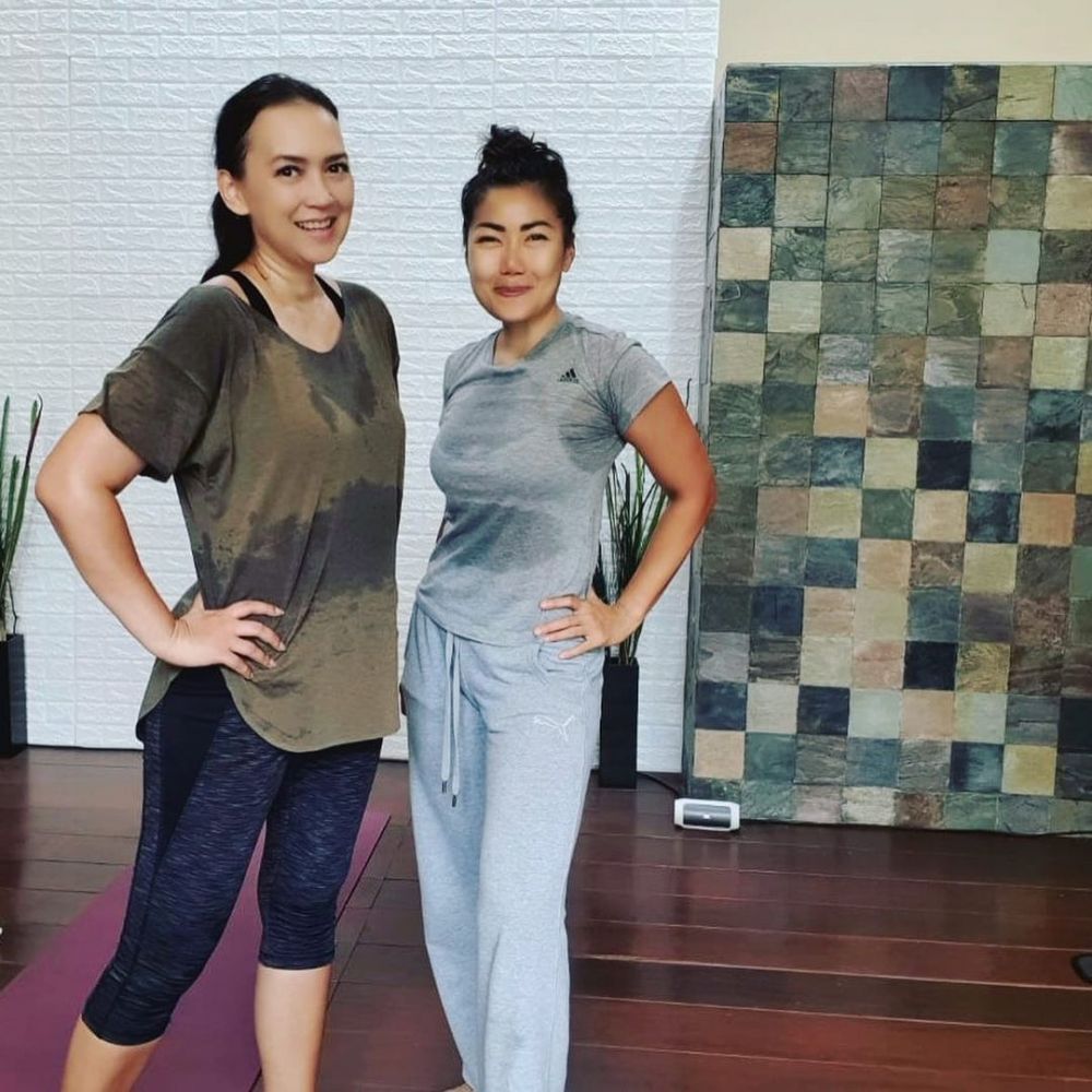 10 Potret transformasi Ira Wibowo, makin fresh di usia 53 tahun