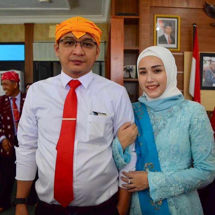 Satu dekade menikah, ini 10 potret Pasha dan Adelia sejak masa pacaran