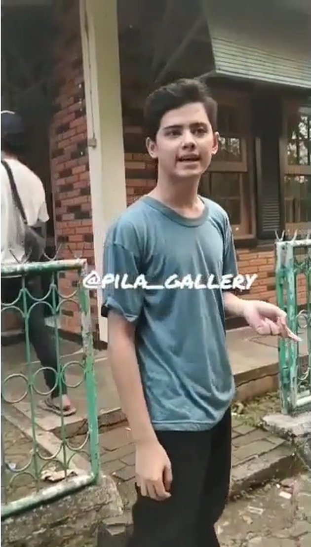 8 Potret terbaru Aliando Syarief tampil tanpa berewok, lebih fresh