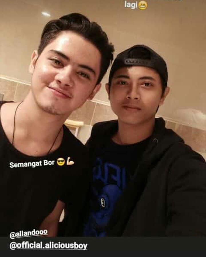 8 Potret terbaru Aliando Syarief tampil tanpa berewok, lebih fresh