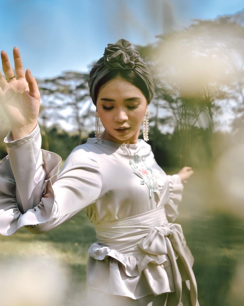 Kolaborasi dengan Lesty Kejora, ini 7 fakta koleksi Hari Raya Sideline