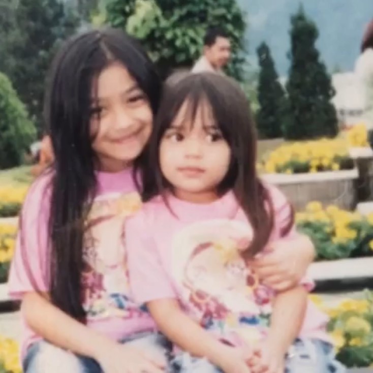 Potret masa kecil 9 selebgram Tanah Air, parasnya imut abis