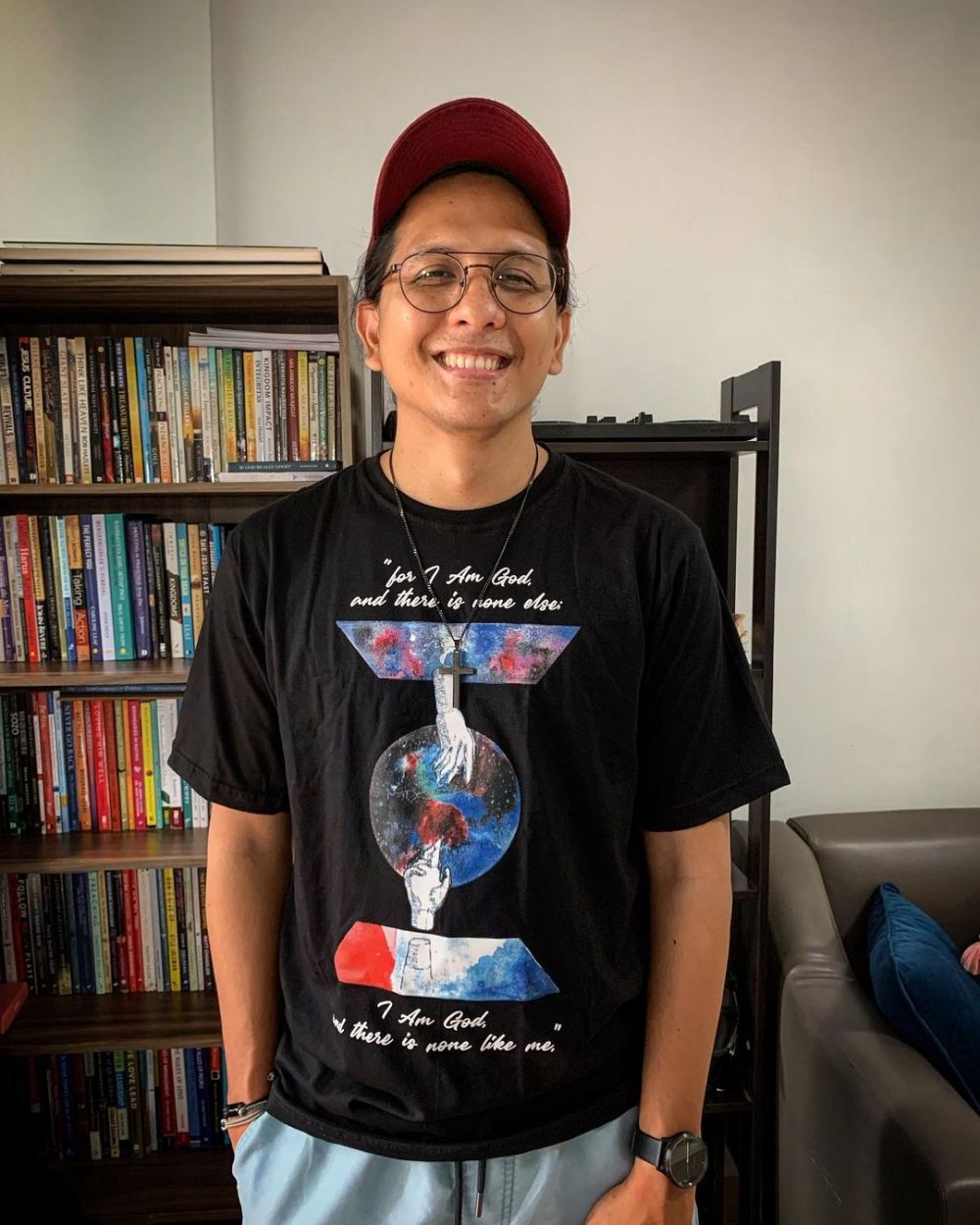 Tinggalkan dunia hiburan, 6 seleb ini fokus pelayanan gereja