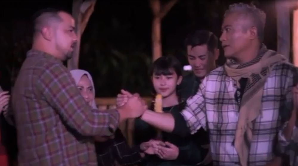 10 Potret kompak suami Annisa Trihapsari & Adjie Pangestu, tuai pujian