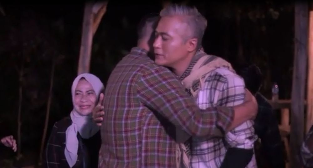 10 Potret kompak suami Annisa Trihapsari & Adjie Pangestu, tuai pujian