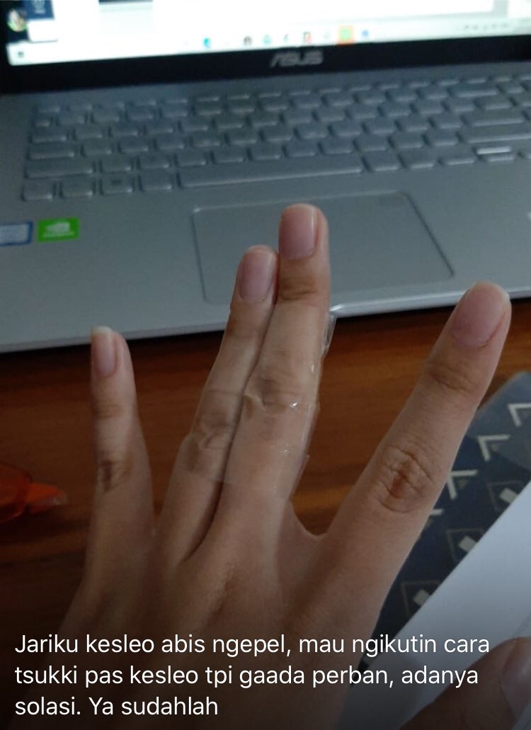 11 Kelakuan lucu penggemar anime ini bikin senyum heran