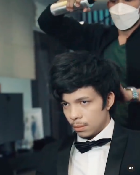 10 Gaya pemotretan Atta Halilintar tanpa headband, tampil manglingi