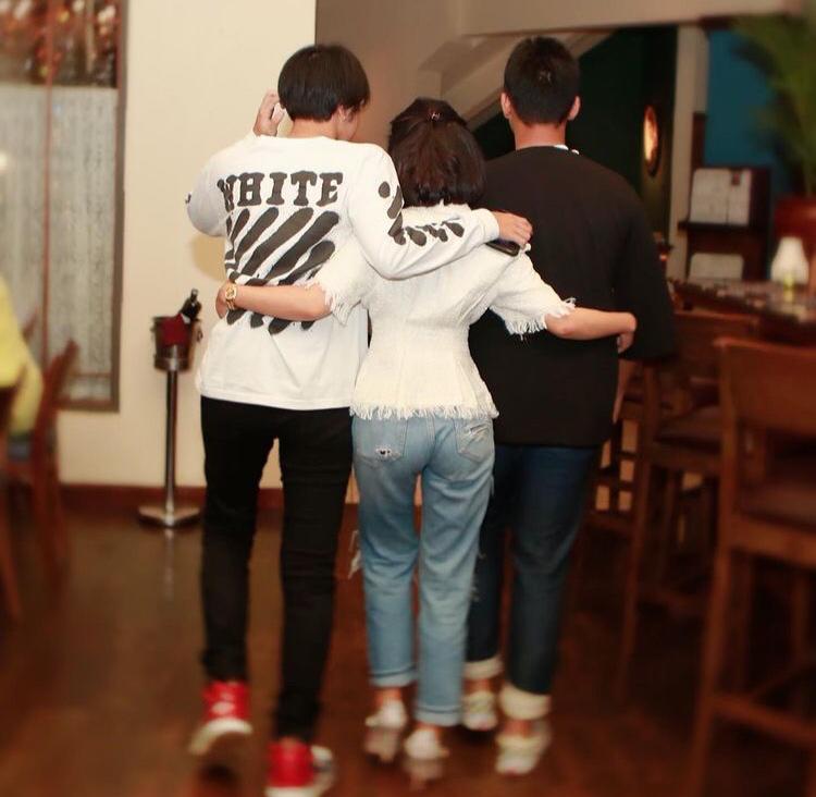 10 Potret kompak Yuni Shara dan dua putranya, gayanya curi perhatian