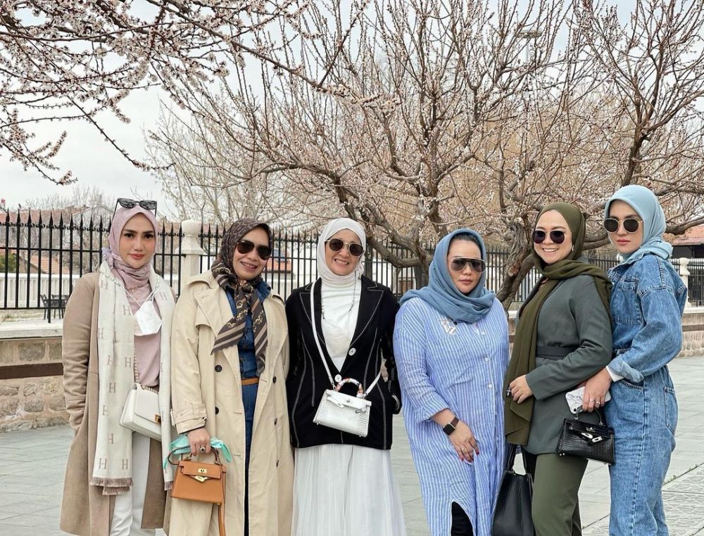 10 Momen Yulita MasterChef liburan ke Turki, gayanya bikin salfok