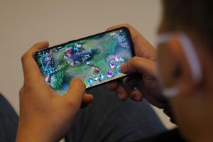 5 Trik jitu main game MOBA lancar jaya & bisa 60 FPS tanpa ribet