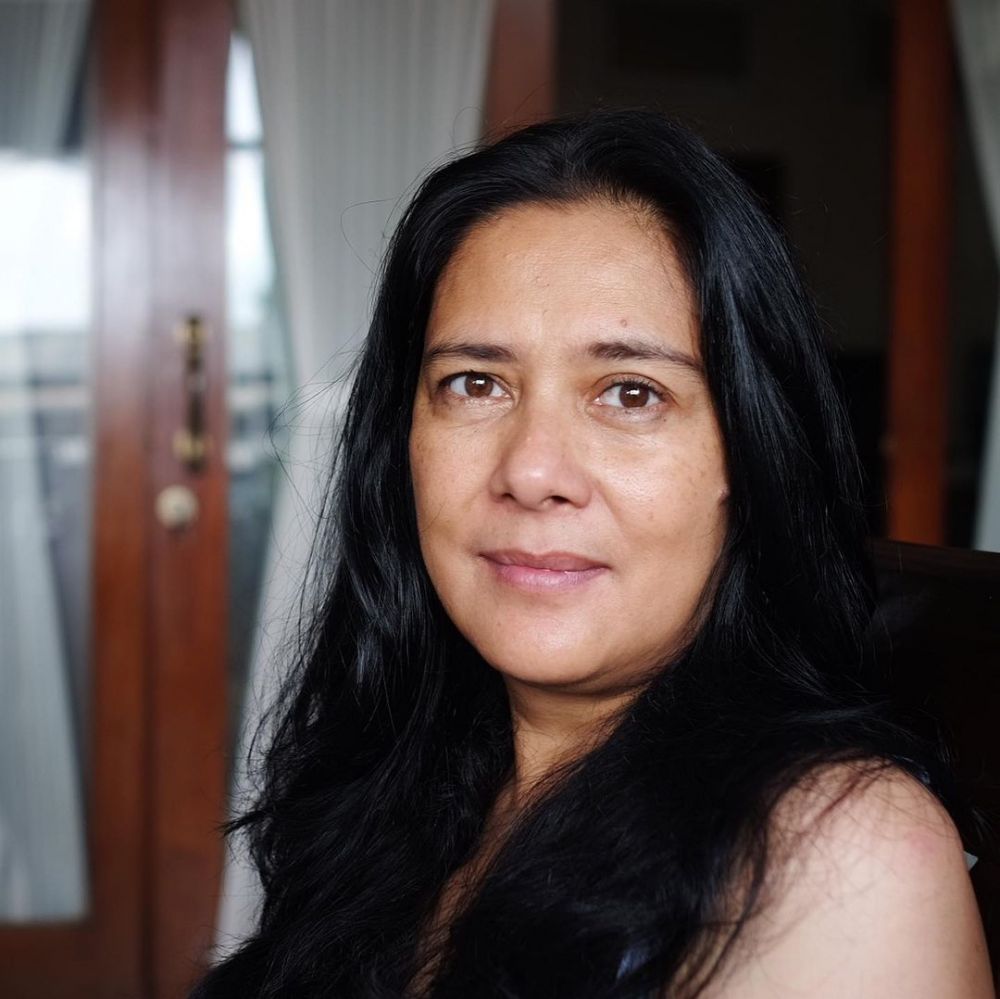 Awet muda di usia 58 tahun, ini 8 potret Lydia Kandou tanpa makeup