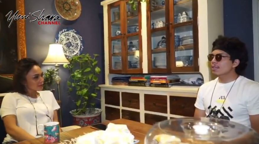 10 Potret keakraban Atta Halilintar dan Yuni Shara, tuai pujian