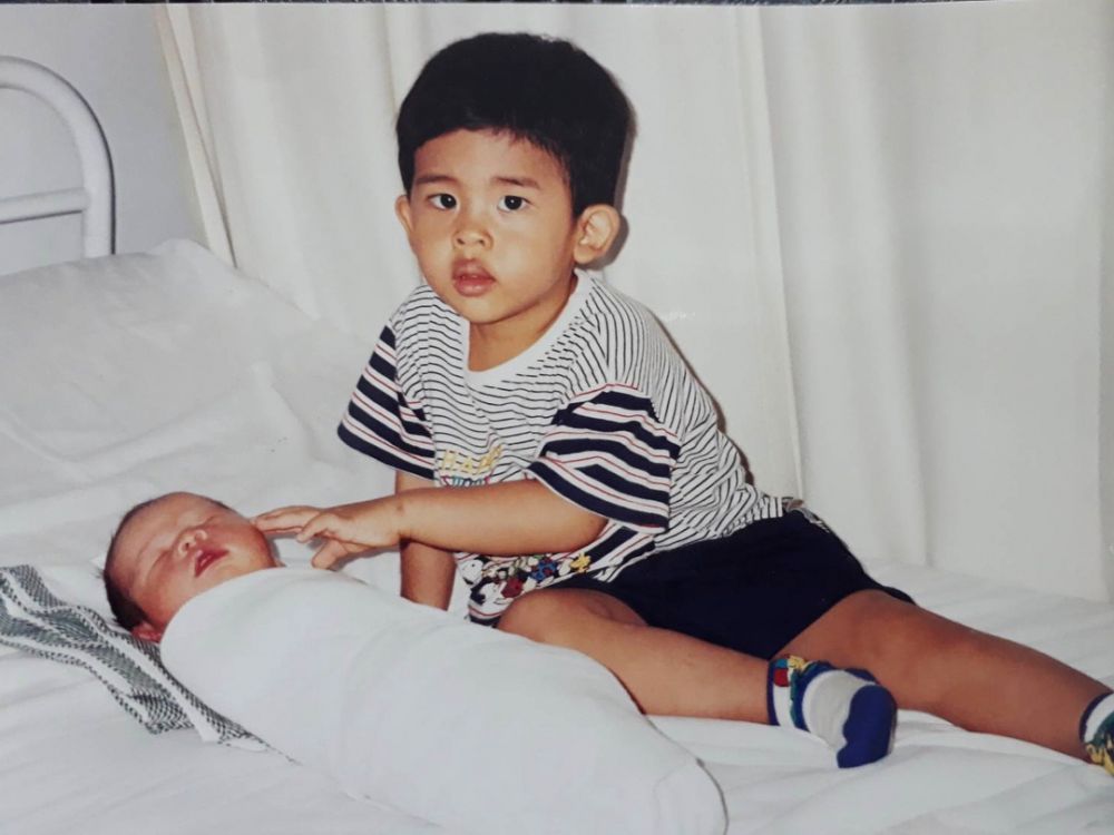 10 Potret masa kecil Jerome Polin, aura bintangnya terpancar