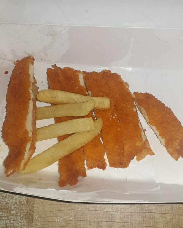 10 Potret porsi makanan ini bikin customer senyum nyesel beli