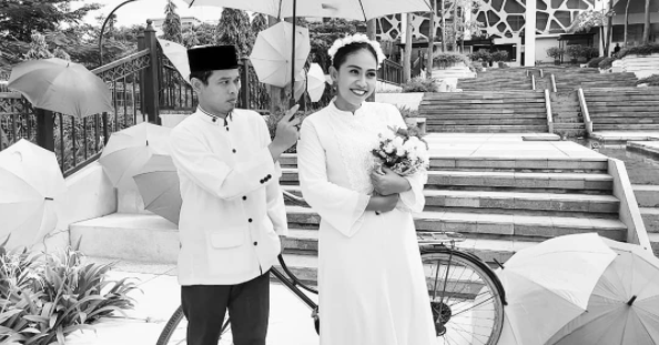 7 Momen pernikahan Bulik Wiwik dan Mang Darma di Amanah Wali