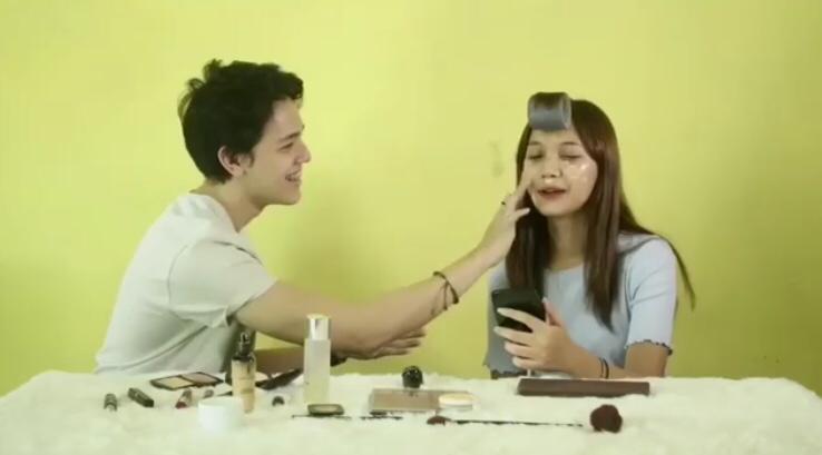 10 Potret Sheila Dara dan adiknya, kerap dikira sepasang kekasih