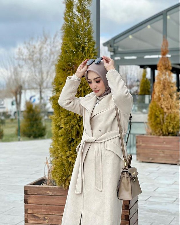 10 Potret Yulita MasterChef liburan di Turki, gayanya stunning abis