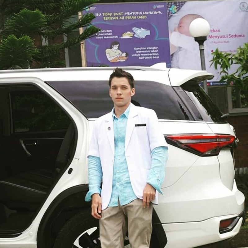 10 Pesona Stefan William di sinetron baru, jadi dokter tampan