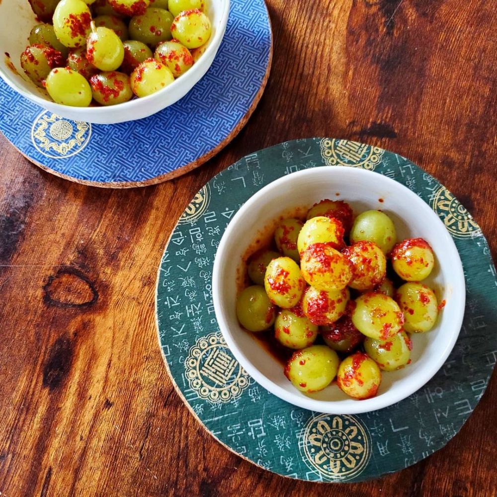 Nggak melulu sayuran, ini 5 kimchi dari buah-buahan