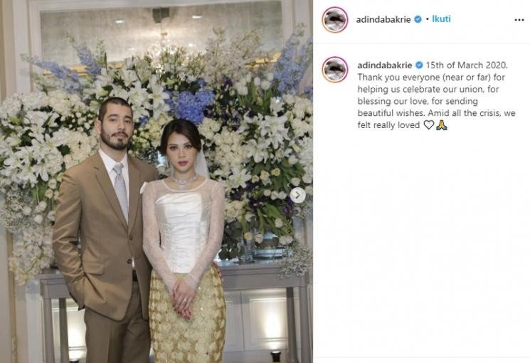 10 Pernikahan mewah anak pengusaha Tanah Air, suvenir HP hingga umrah 