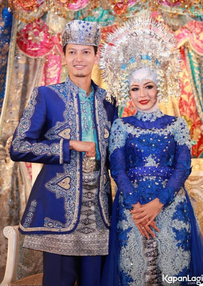 12 Seleb menikah pakai adat Minang, terbaru Aurel Hermansyah
