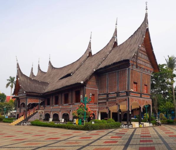 6 Fakta TMII kini dikelola pemerintah, didirikan atas ide Ibu Tien