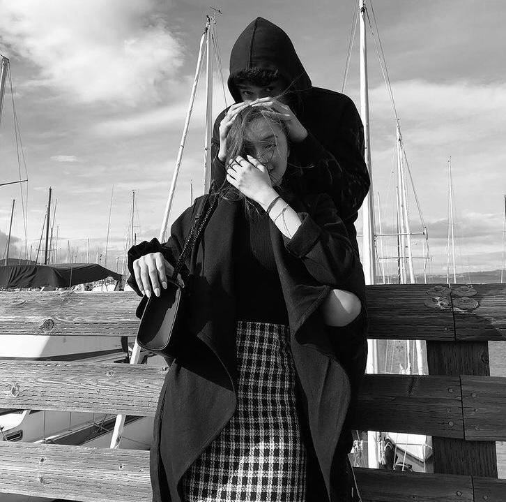 10 Potret mesra Caitlin Halderman dan pacar yang jarang terekspos