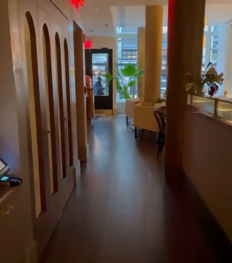 10 Potret restoran Priyanka Chopra di Amerika Serikat, elegan abis