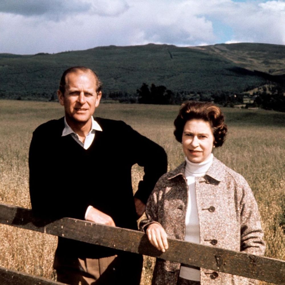 10 Potret kenangan manis Pangeran Philip dan Ratu Elizabeth II
